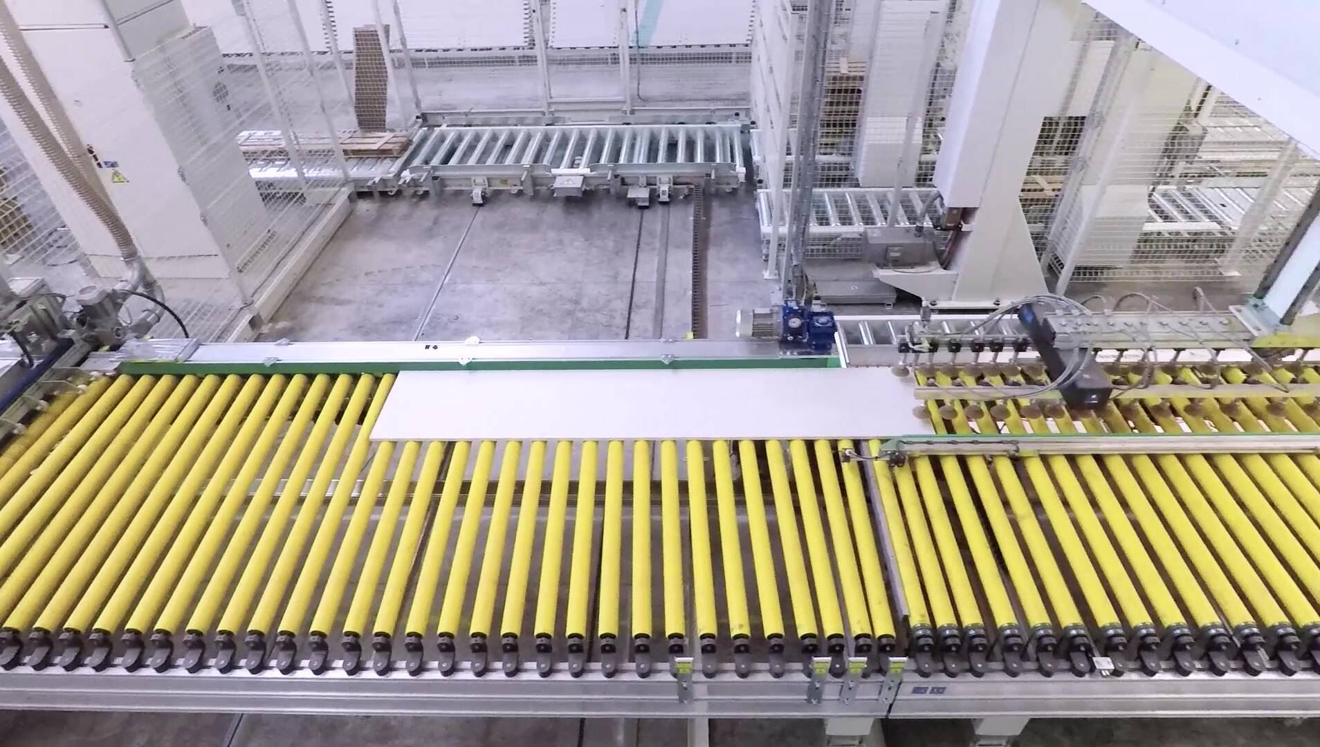 Movimentação e Automação - Sistemas de Movimentação - mahros conveyors